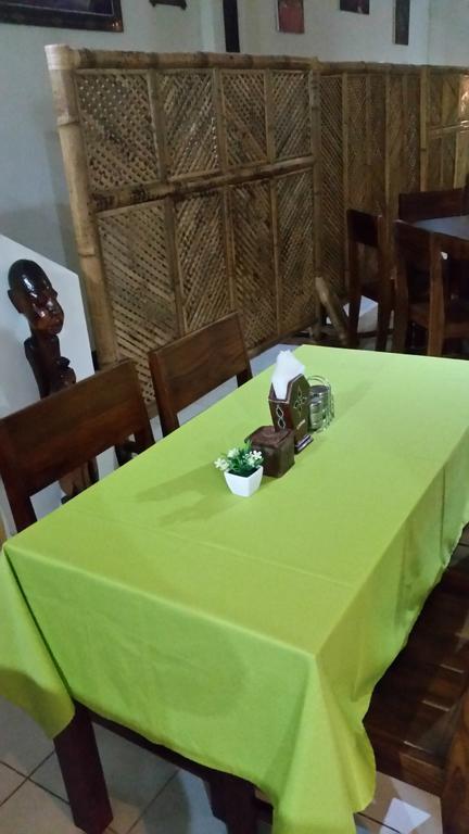 Tempatku Indonesian Restaurant And Rooms Senggigi Exterior photo